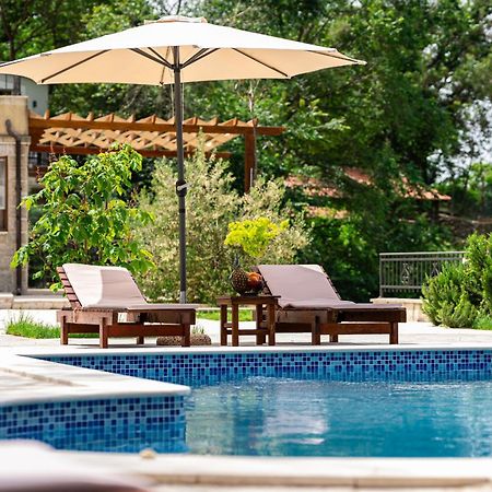 Sunset & Sunrise Villas In Stanisici-Two Villas With Common Pool بودفا المظهر الخارجي الصورة