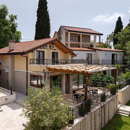 Sunset & Sunrise Villas In Stanisici-Two Villas With Common Pool بودفا المظهر الخارجي الصورة