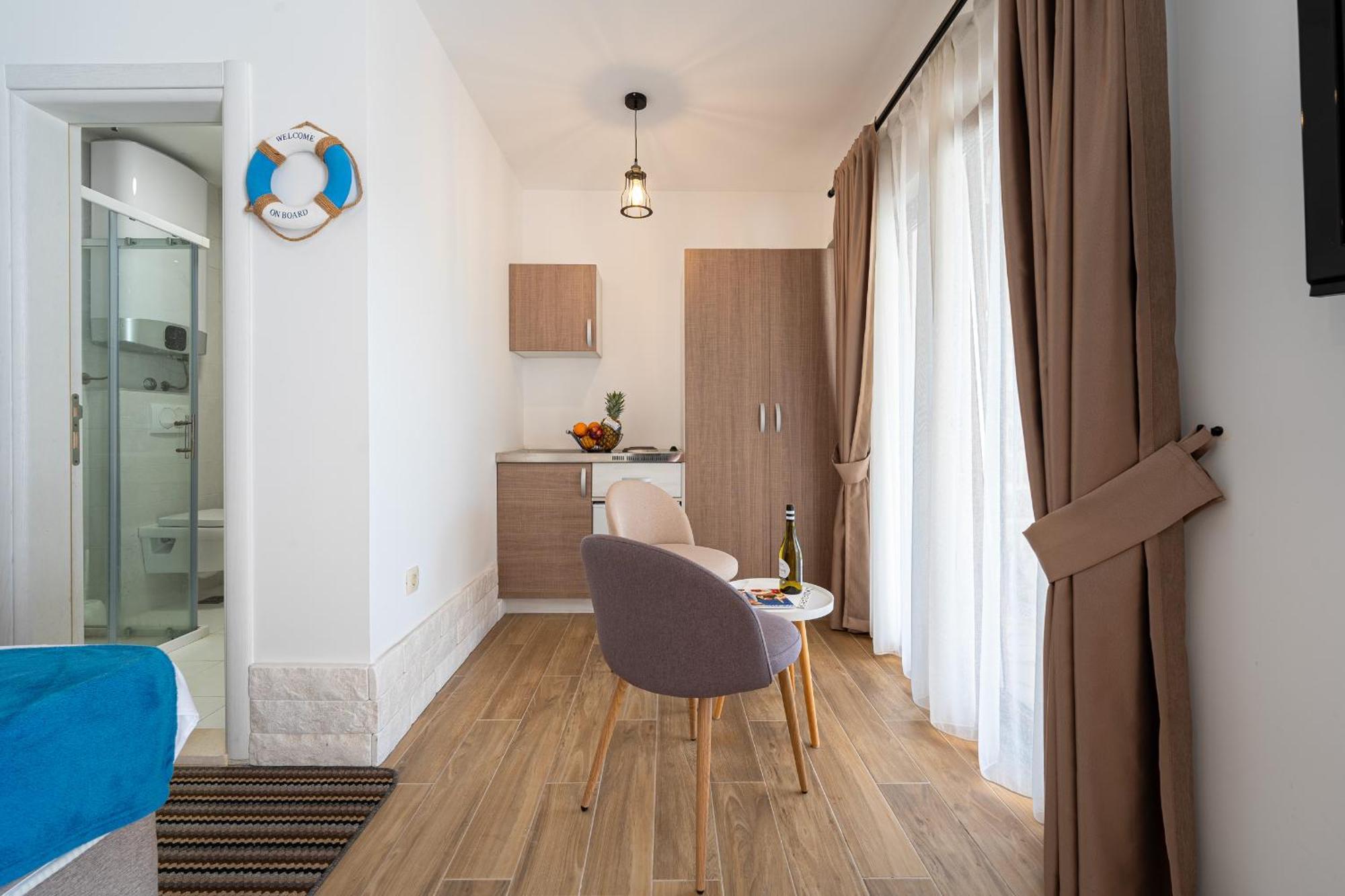 Sunset & Sunrise Villas In Stanisici-Two Villas With Common Pool بودفا المظهر الخارجي الصورة
