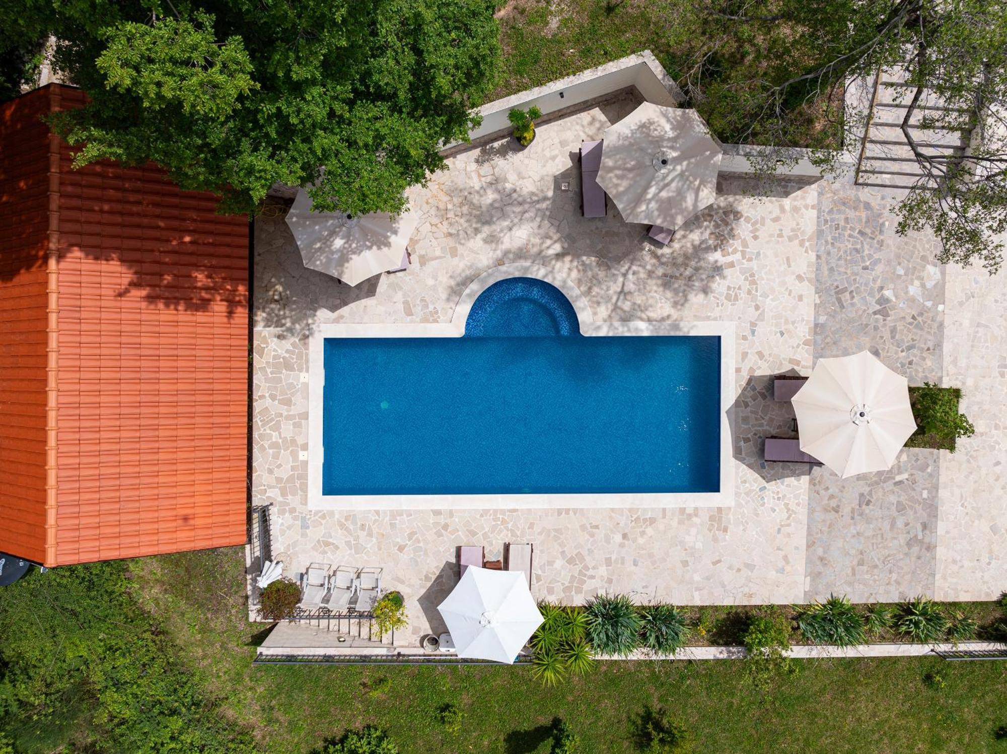 Sunset & Sunrise Villas In Stanisici-Two Villas With Common Pool بودفا المظهر الخارجي الصورة