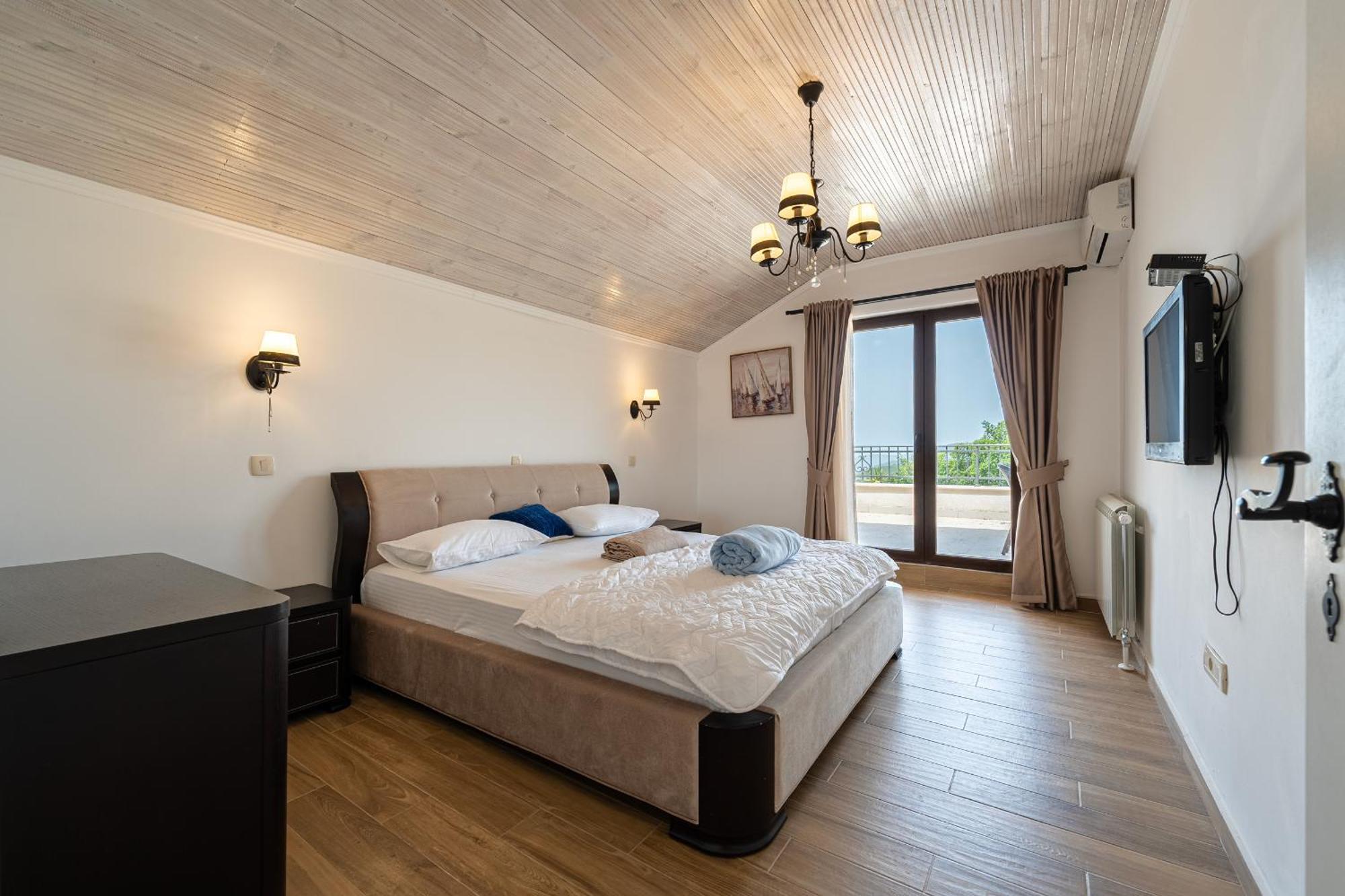 Sunset & Sunrise Villas In Stanisici-Two Villas With Common Pool بودفا المظهر الخارجي الصورة