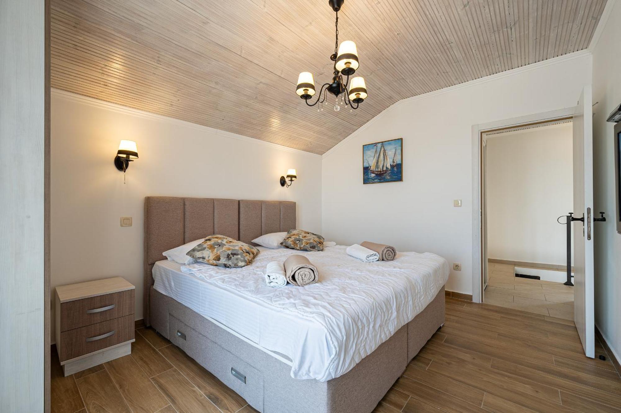 Sunset & Sunrise Villas In Stanisici-Two Villas With Common Pool بودفا المظهر الخارجي الصورة