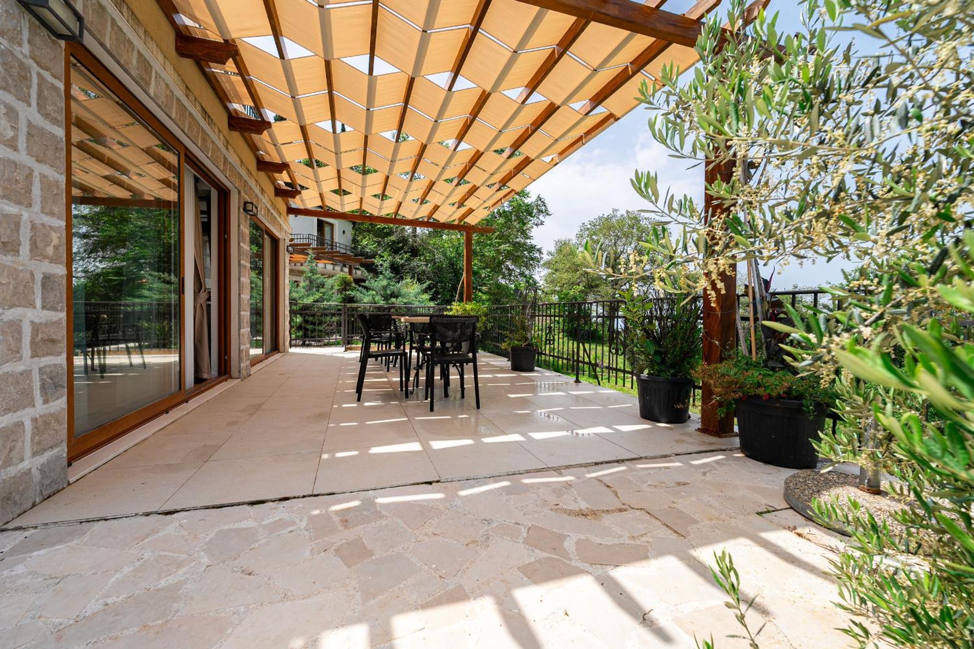Sunset & Sunrise Villas In Stanisici-Two Villas With Common Pool بودفا المظهر الخارجي الصورة